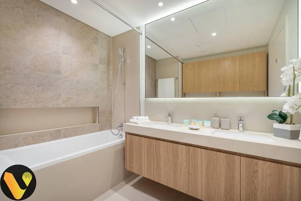 Downtown Views II - Vogue Two Bedroom Apartment With Balcony And Full Burj Khalifa View Dubai 0*,