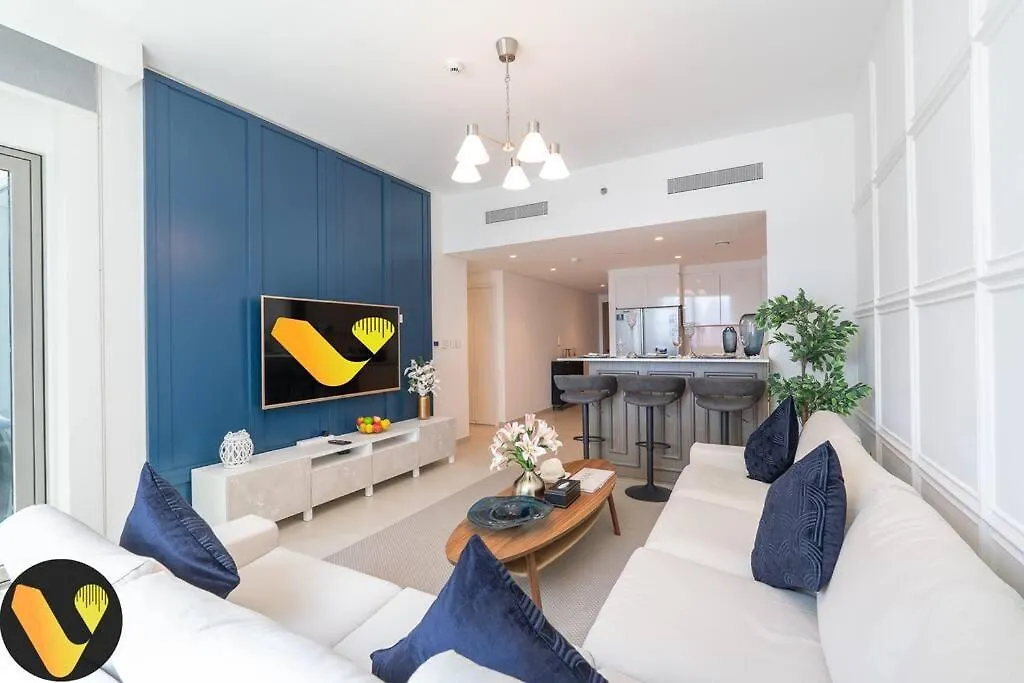 Downtown Views II - Vogue Two Bedroom Apartment With Balcony And Full Burj Khalifa View Dubai