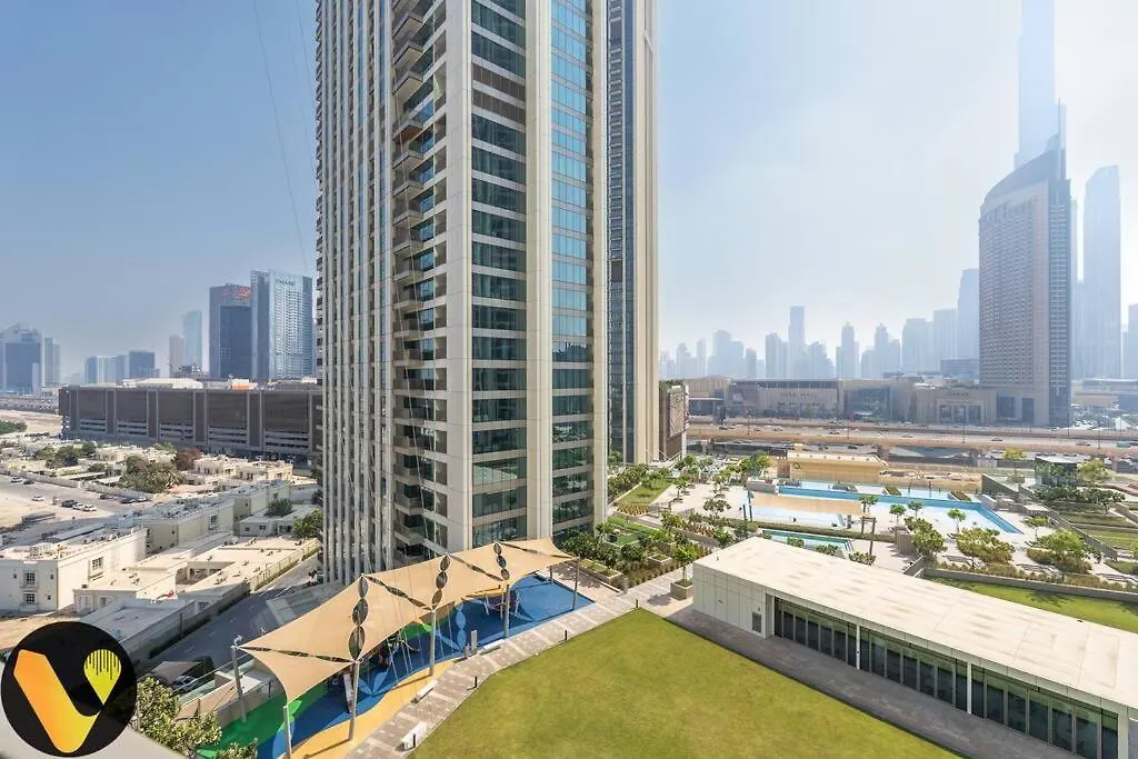 Downtown Views II - Vogue Two Bedroom Apartment With Balcony And Full Burj Khalifa View Dubai